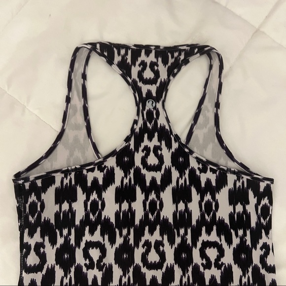 Lululemon Cool Racerback Tank - ikat print *RARE* - Picture 8 of 11